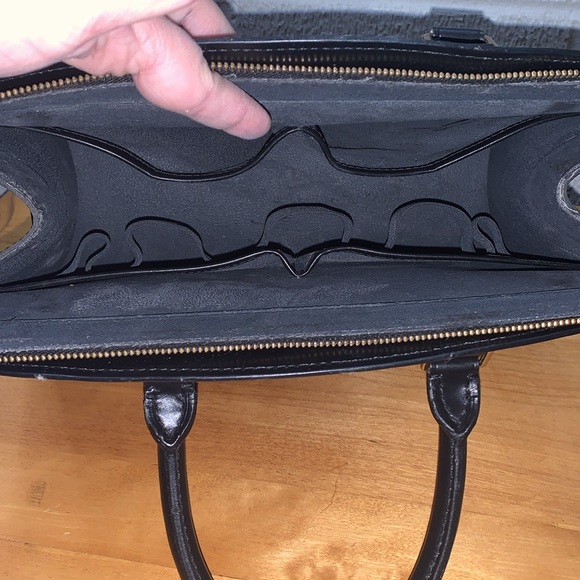 Louis Vuitton Riveria Epi Leather Black Structured Business Handle Bag - FLAWS - Picture 8 of 15